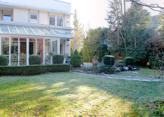 Blick vom Garten | Verkauf Wohnung - München Harlaching-Menterschweige