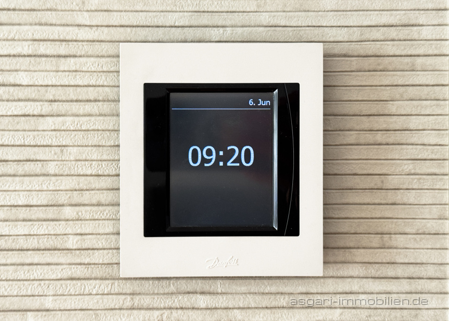 Digitale Heizkörpersteuerung | Verkauf Wohnung - München Hadern