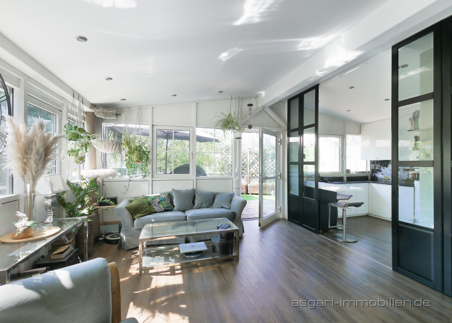 Wohnzimmer ca. 3m Deckenhöhe | Verkauf Wohnung - München Nymphenburg