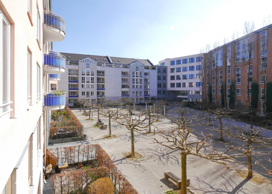 Blick auf den Vorplatz | Verkauf Wohnung - München Haidhausen