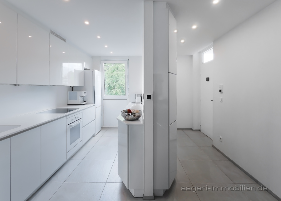 Küche und Diele | Verkauf Wohnung - München Hadern